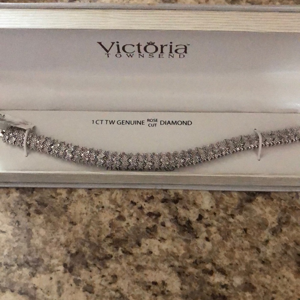 Victoria Townsend 1CT Diamond bracelet
